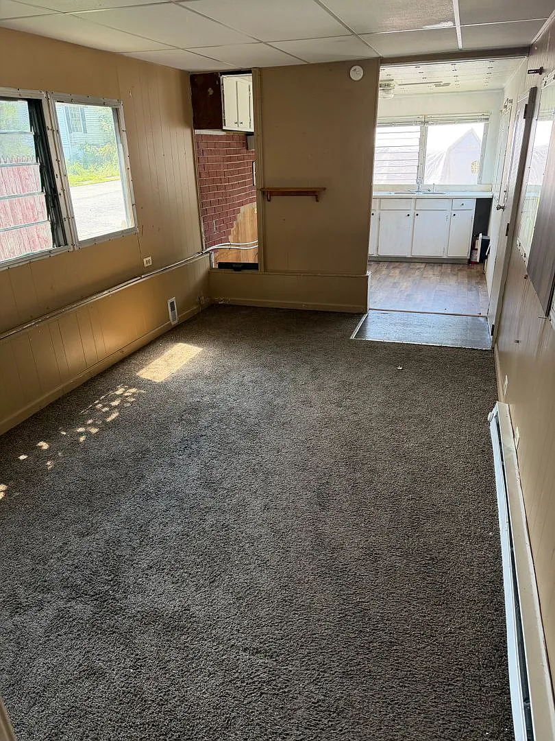 Cloverleaf Park LLC * — Photo 4
