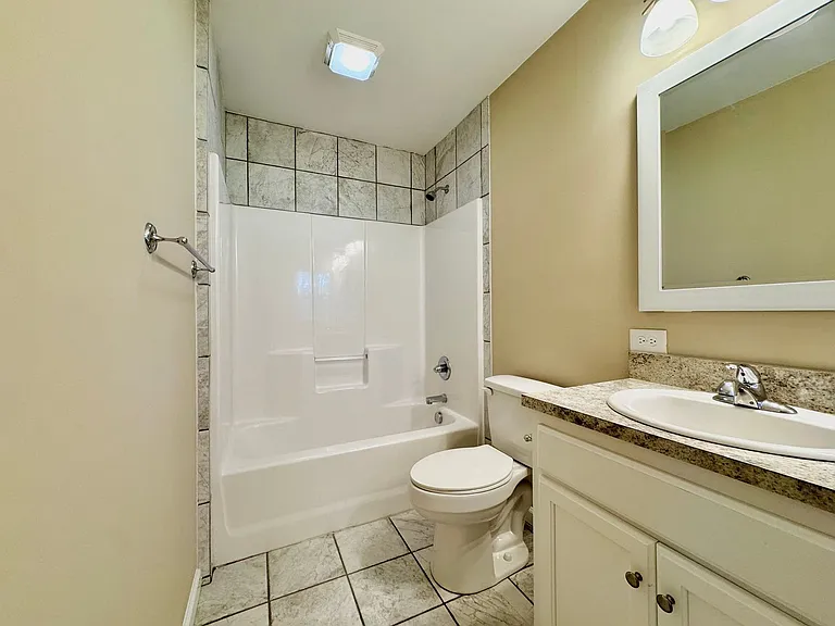 519 Walnut St — Photo 11