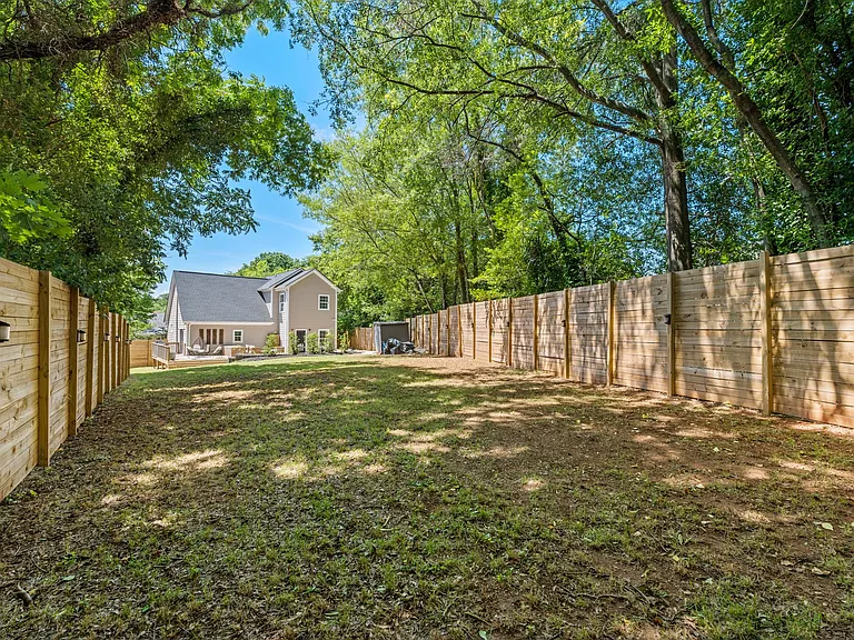 3 Deering St — Photo 11