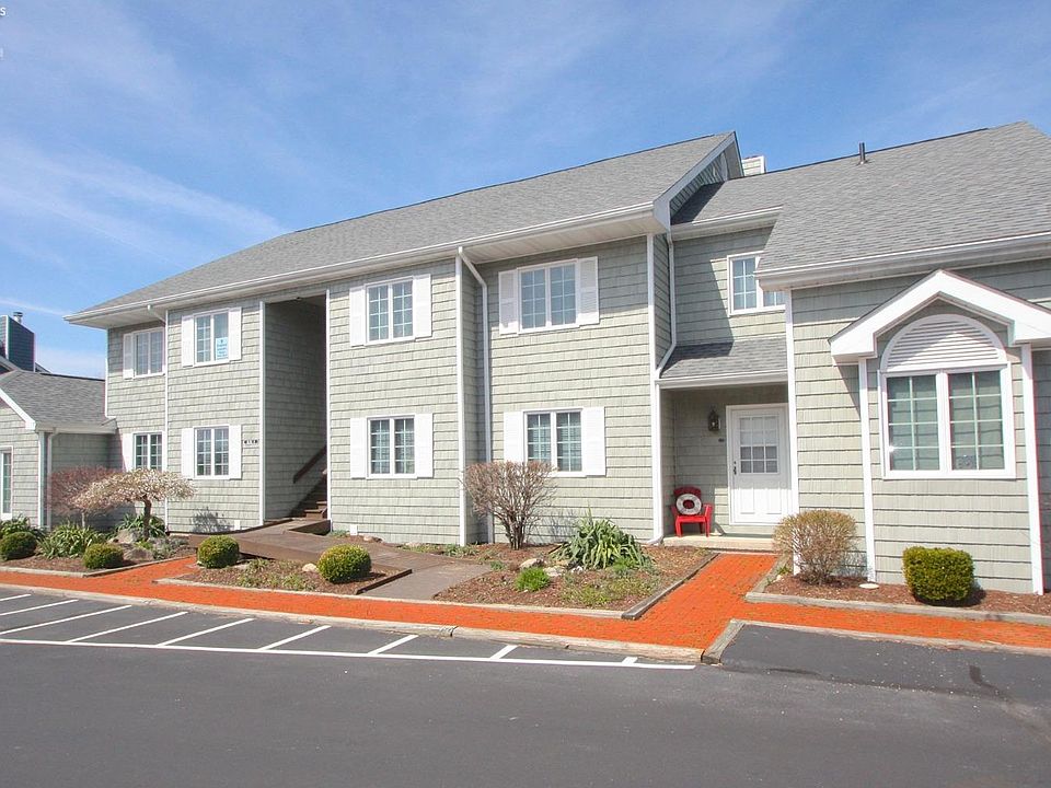 1st image of 111 W Lakeshore Dr #8C