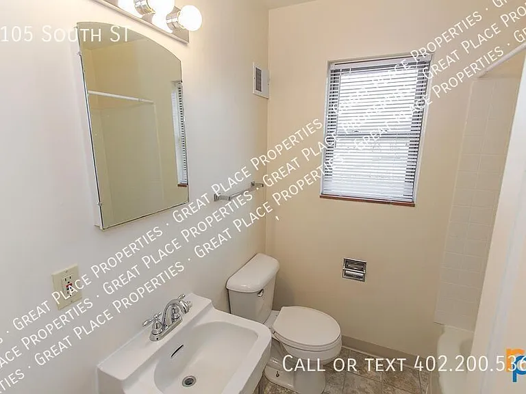 3105 South St — Photo 16