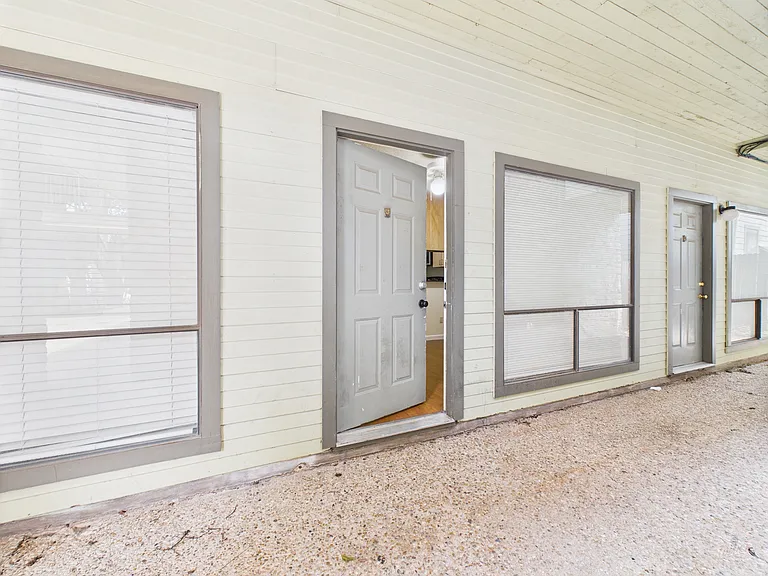 2815 Rio Grande St #109 — Photo 17