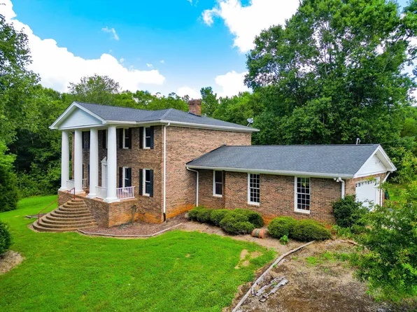 835 Kent Rd, Bowdon, GA 30108