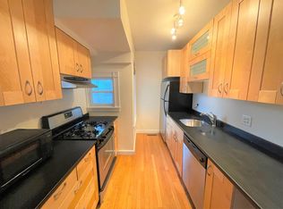 37 Creighton St #1A, Cambridge, MA 02140