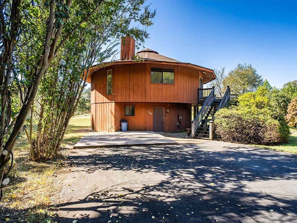 1st image of 109 Goldenrod Rd