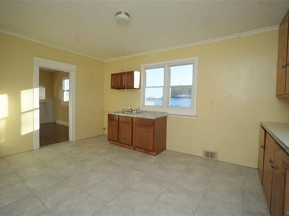 5th image of 1612 Bailey Ave