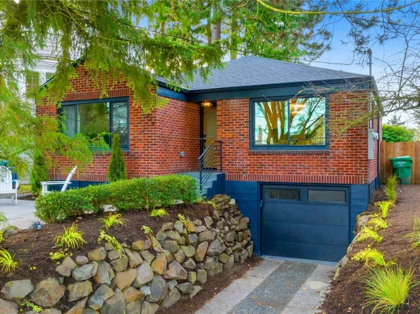 829 34th Avenue, Seattle, WA 98122