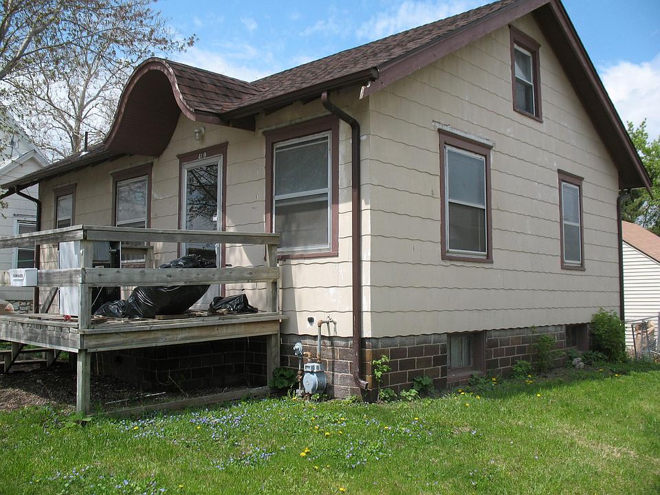 2nd image of 416 2nd St SW #House
