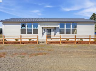 9015 Community Club Rd, Amity, OR 97101