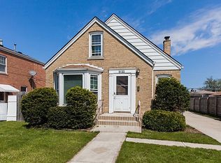 5633 N Osceola Ave, Chicago, IL 60631