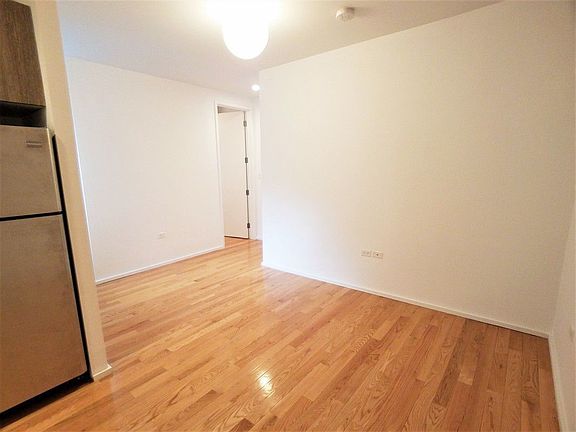 2nd image of 134 17th St APT 3L