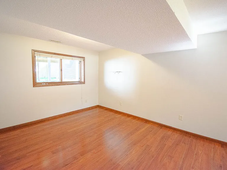 5009 24th Ave NW — Photo 14