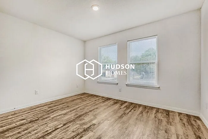 1331 Hidalgo St — Photo 7