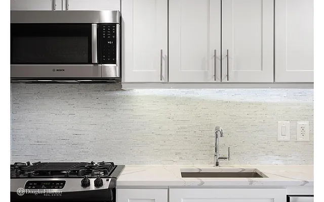 Sold by Douglas Elliman | media 8