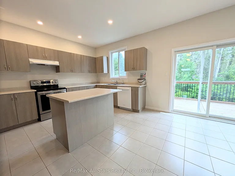 76 Alcorn Dr — Photo 5