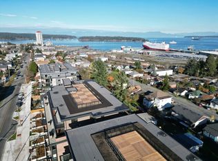 147 Haliburton St #S405, Nanaimo, BC V9R 4V9