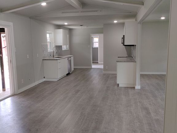 5th image of 2108 Terbet Ln