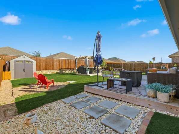 3105 Kaufman Ct, Little Elm, TX 75068