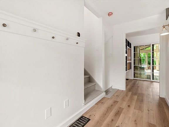 5th image of 1171 Kelsey Dr