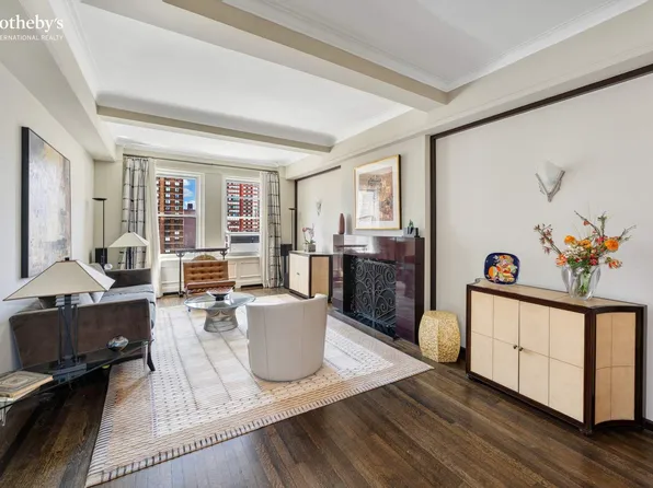 139 East 94th Street image 1 of 27