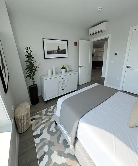 Residences at Sharon Gallery — Photo 88
