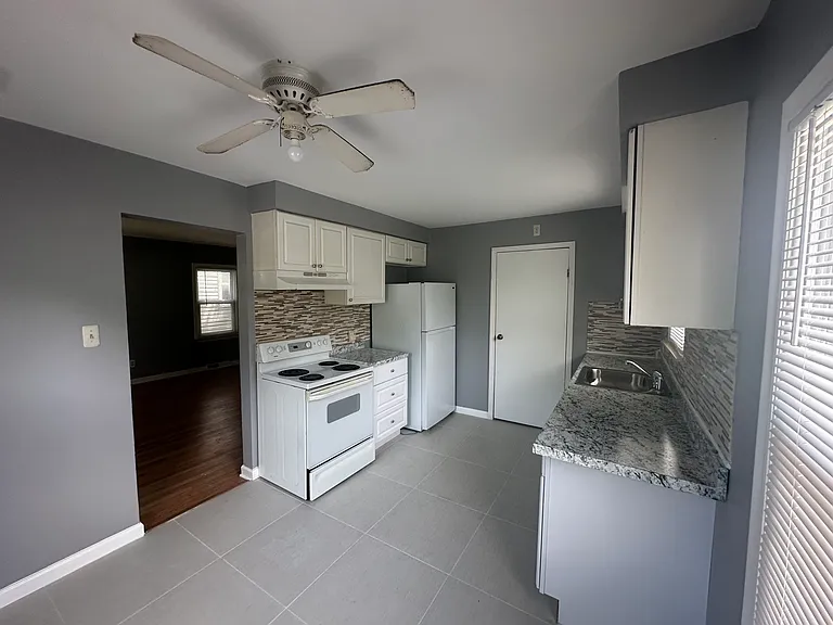 1816 Guthrie Ave — Photo 4