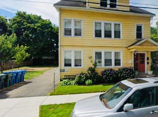 98 1st Street, Hamden, CT 06514