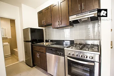 Rented by Jonis Realty