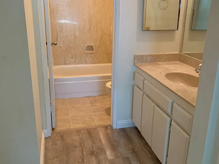 2425 Cranston Dr #202 — Photo 12