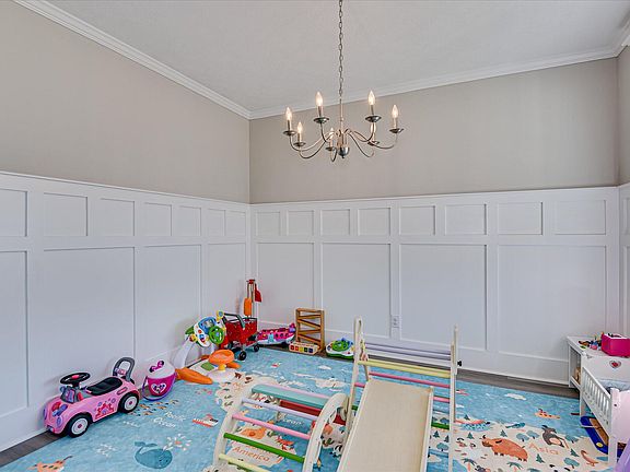 5th image of 3204 Pickens Way
