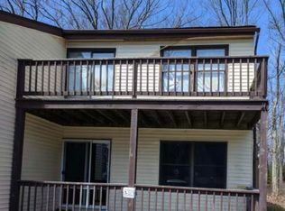139 Snowshoe Ct APT 203, Mount Pocono, PA 18344
