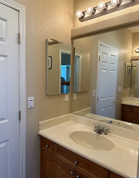 5101 Chalmer Way — Photo 16
