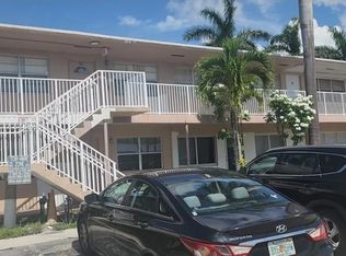 230 SW 11th Ave APT 20, Hallandale Beach, FL 33009