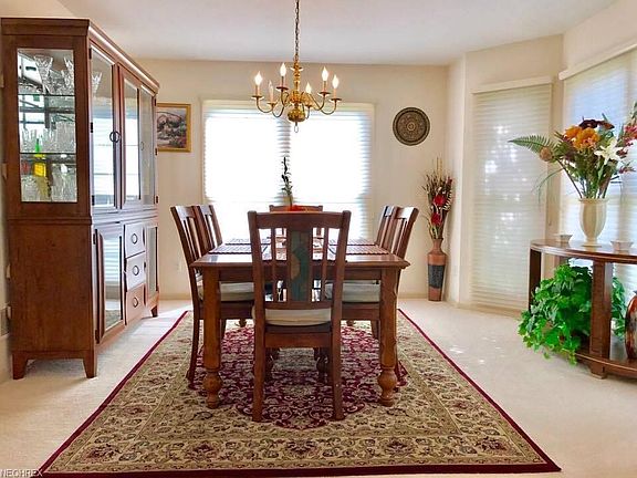 4th image of 3074 Bierce Cir