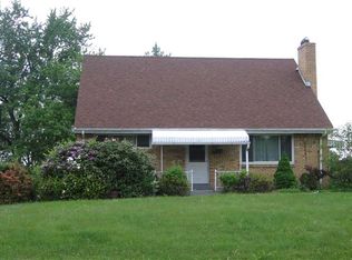956 Illinois Ave, Pittsburgh, PA 15221
