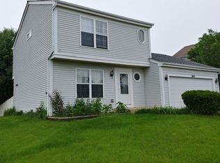 1800 Cambridge Dr, Carpentersville, IL 60110