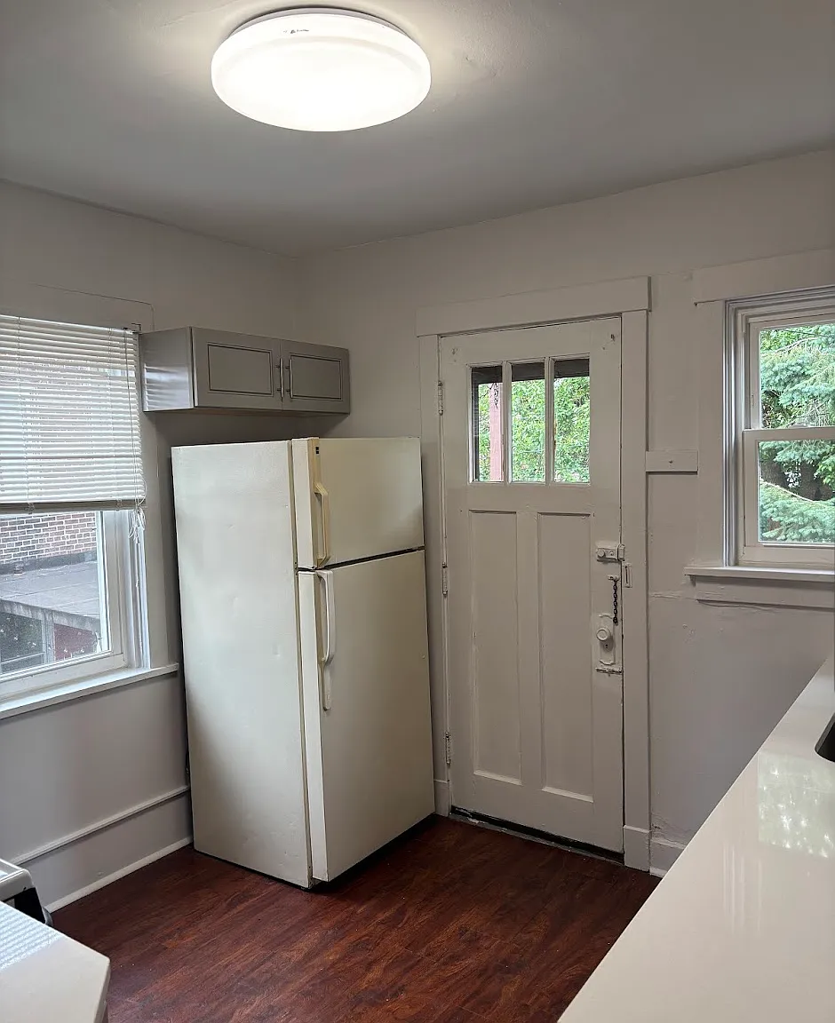 1 bed, 1840 sqft, $1,450 — Photo 3