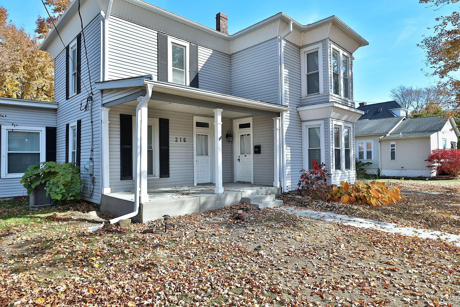 216 N Main St photo 1