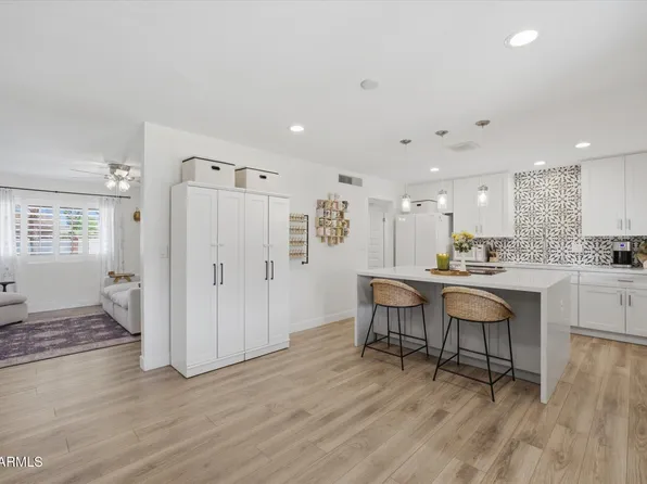 133 E ALAMEDA Drive, Tempe, AZ 85282