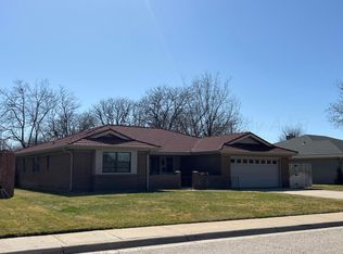 7115 Gainsborough Rd, Amarillo, TX 79106