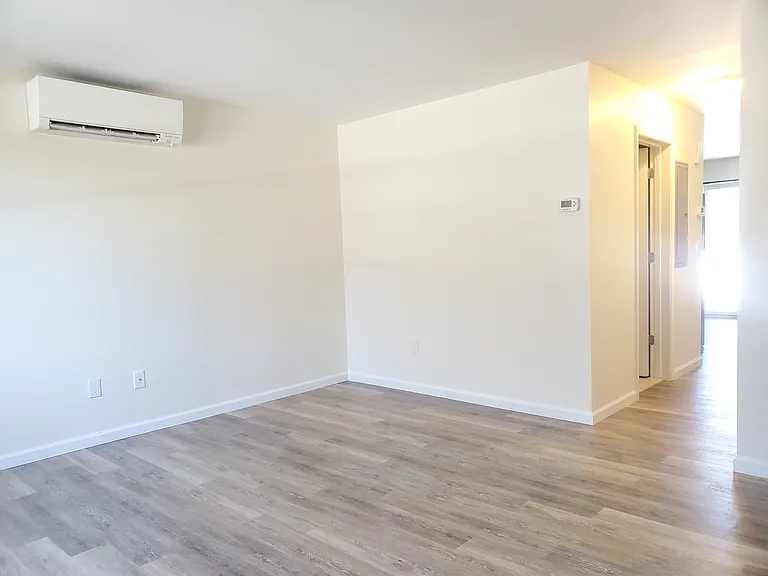 814 South St #C — Photo 3