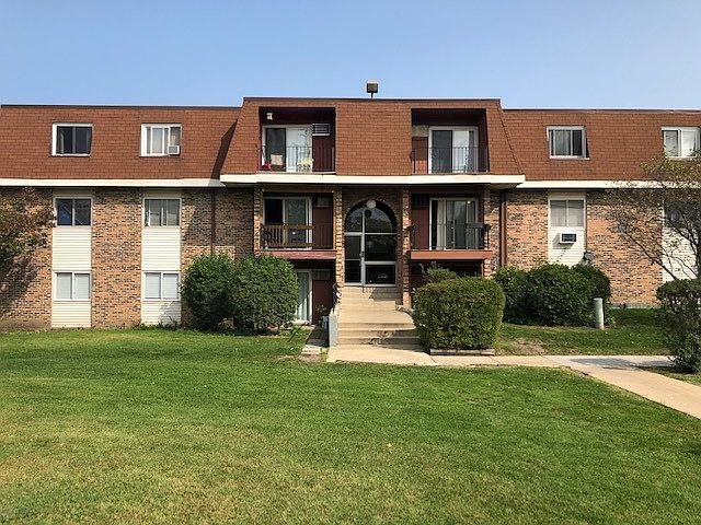 1st image of 510 Hill Dr #6-305