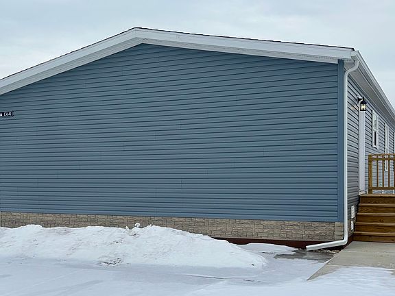 3rd image of 13641 Idaho Ct