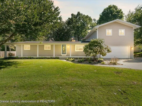 3390 Douglas St, Williamston, MI 48895