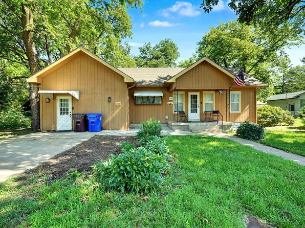308 W Lindsborg St, Lindsborg, KS 67456