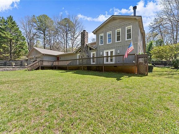 5th image of 290 Chastain Rd