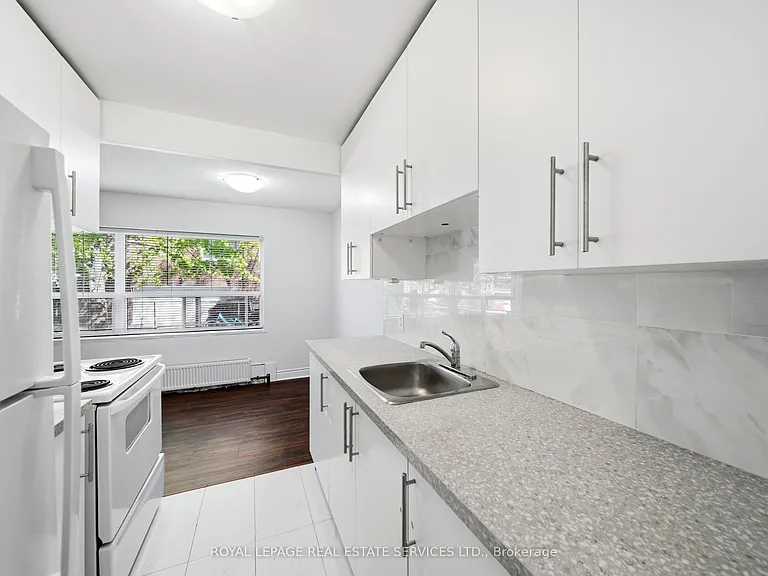 177 Stephen Dr #107 — Photo 14