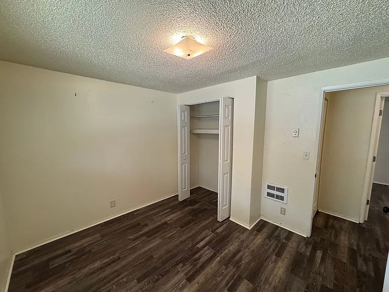 3940 Burlwood St — Photo 12