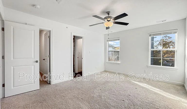 4323 Pinter Ln — Photo 22