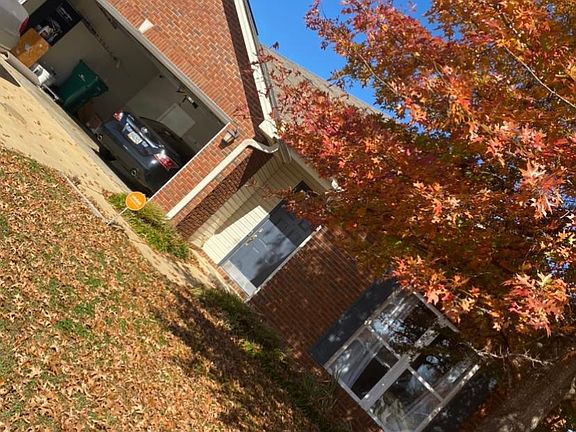 4th image of 9634 Empress Blvd